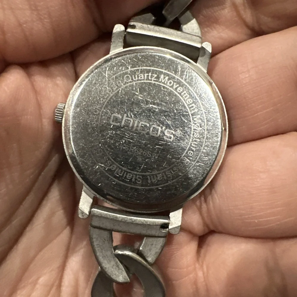 Working CHICO's Ladies Dimpled Steel Bracelet Watch‎ Quartz 34 mm Silver Fit 7in